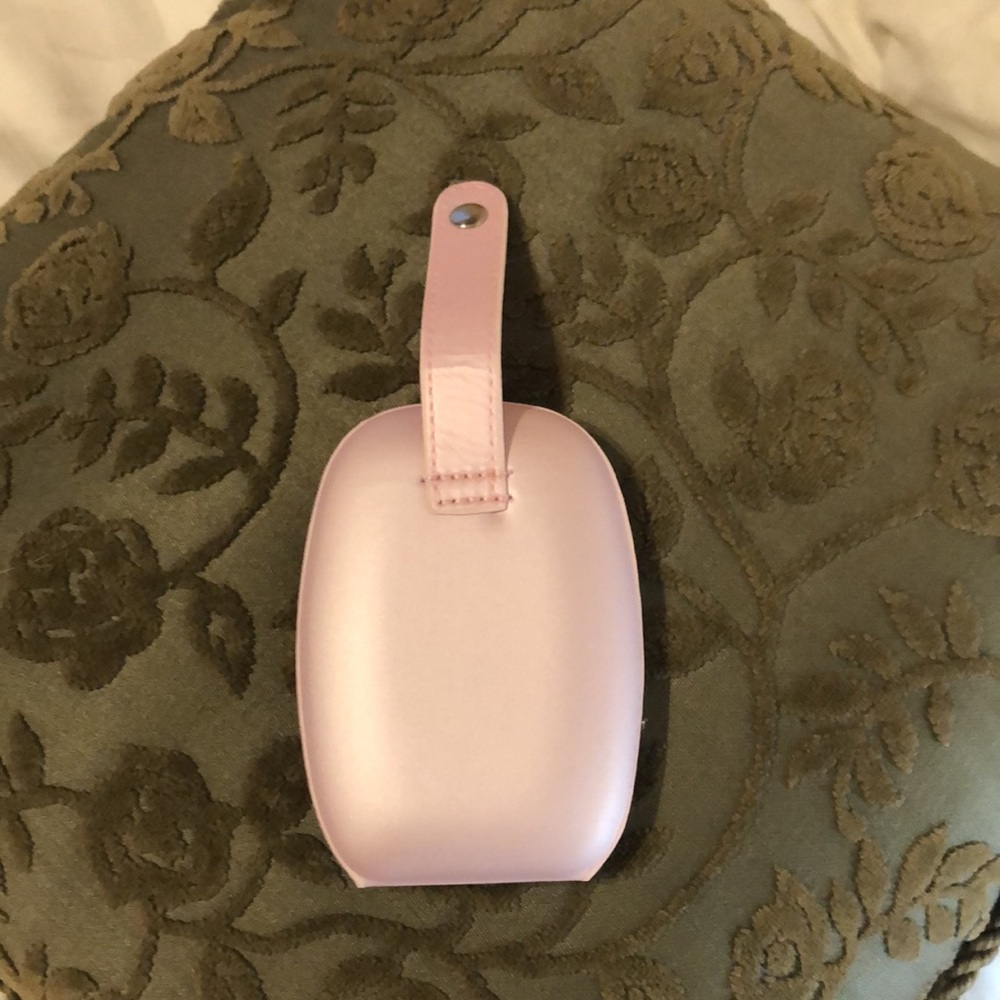 Farmasi Mani/Pedi Set - Picture 5 of 5